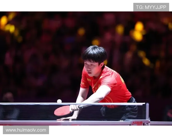 王楚钦三比零晋级新加坡32强