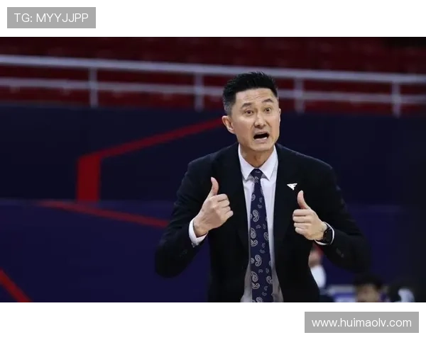 杜锋一战引发争议 外援失策防守漏洞